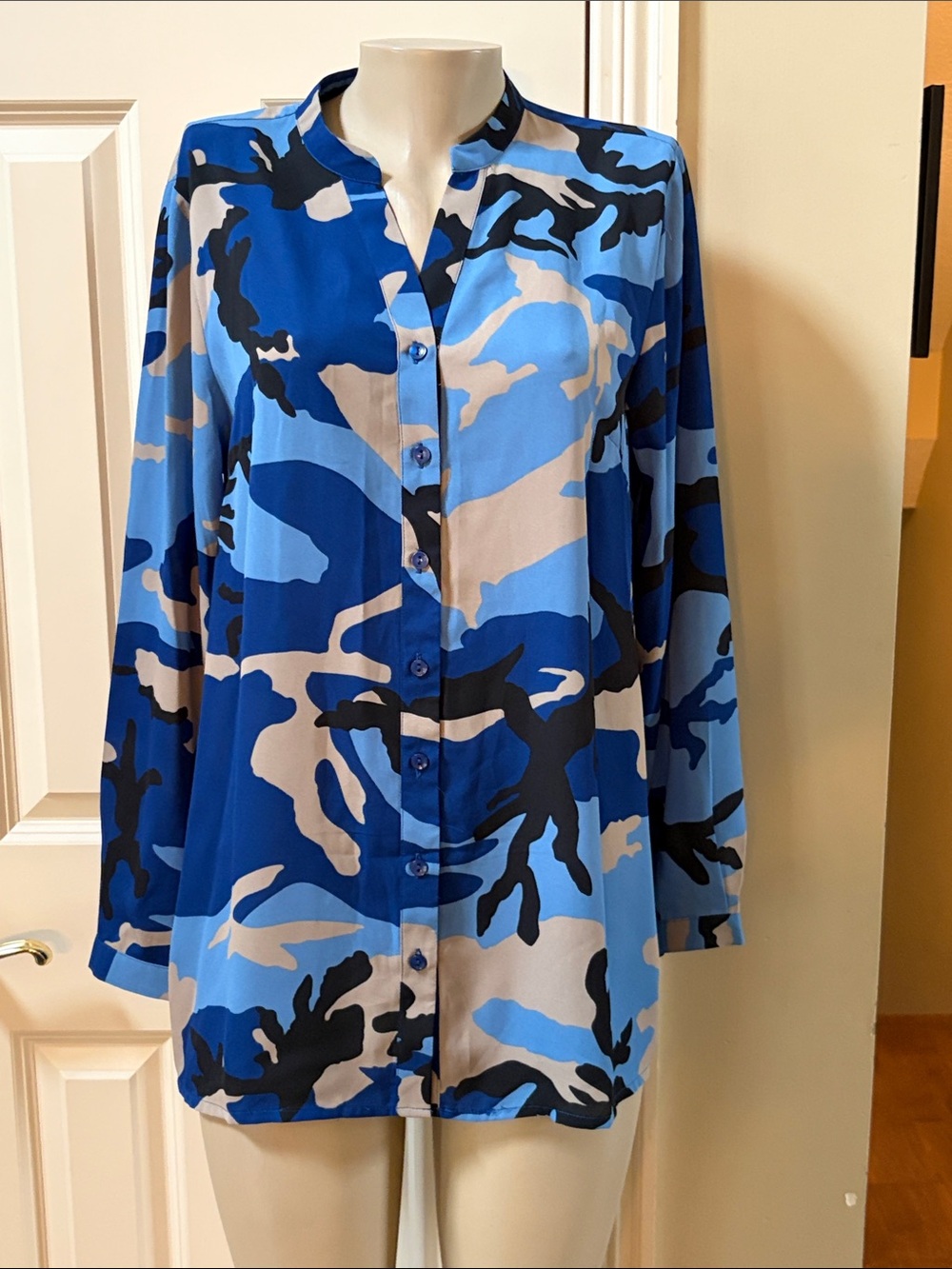 Joan Rivers Blue Camouflage Button-Down Shirt/Blouse, sz 14